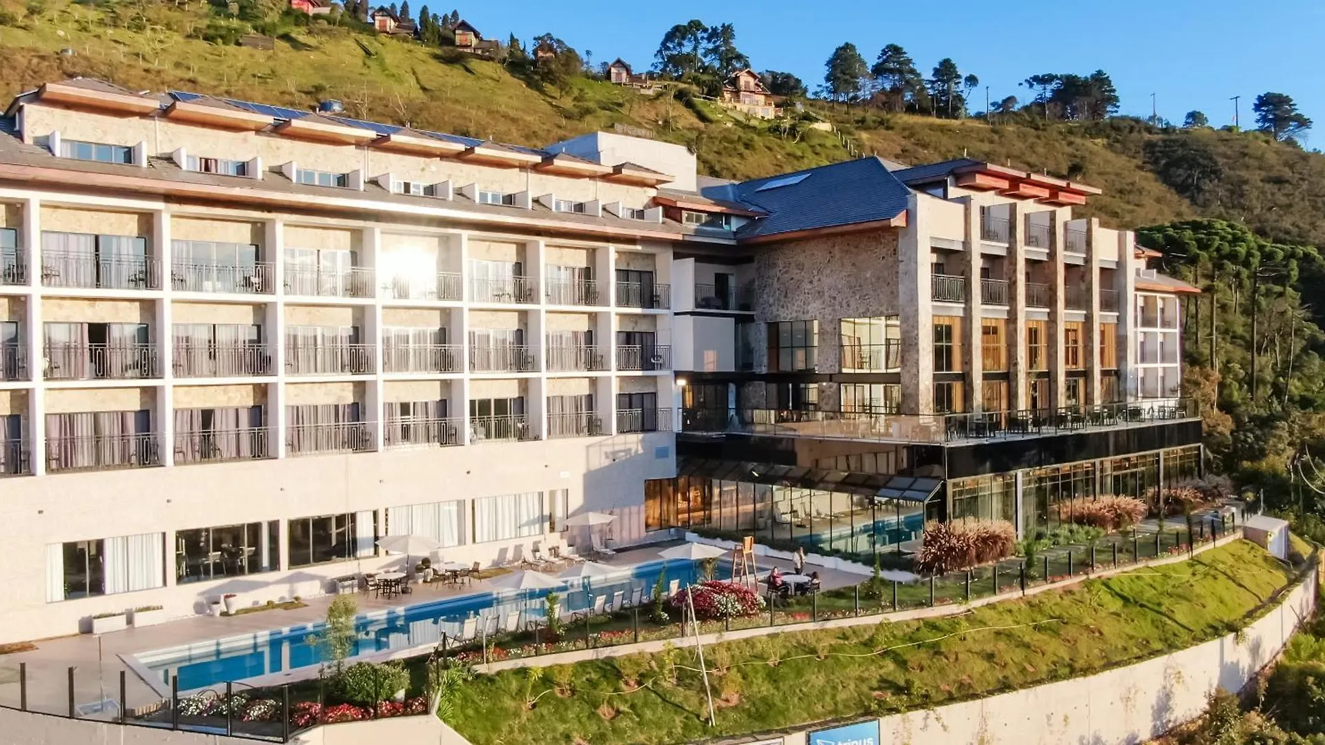 Отель Gran Paradiso Resort Campos Do Jordao By Ventura